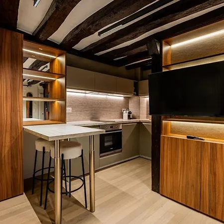 2pers # Ile St Louis # Bord De Seine شقة باريس